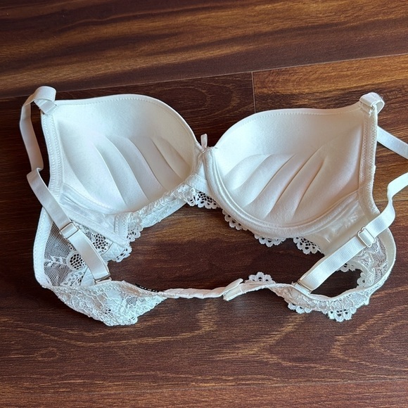 SHEIN White Push Up Underwire Bra size EU 80C or US 36C - Picture 3 of 4